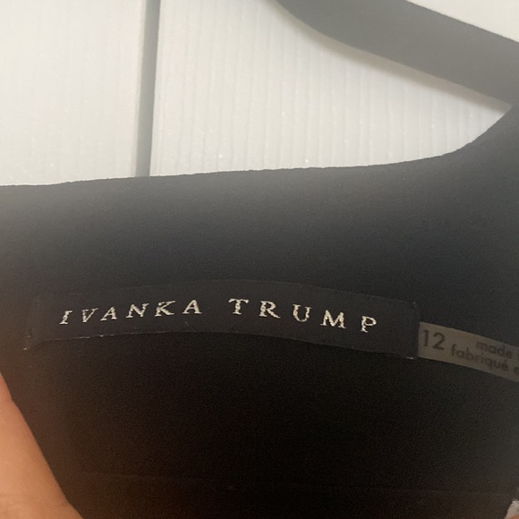 Formal dress - Picture 3 of 6